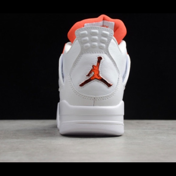 Jordan 4 retro Metallic Orange - Picture 3 of 8